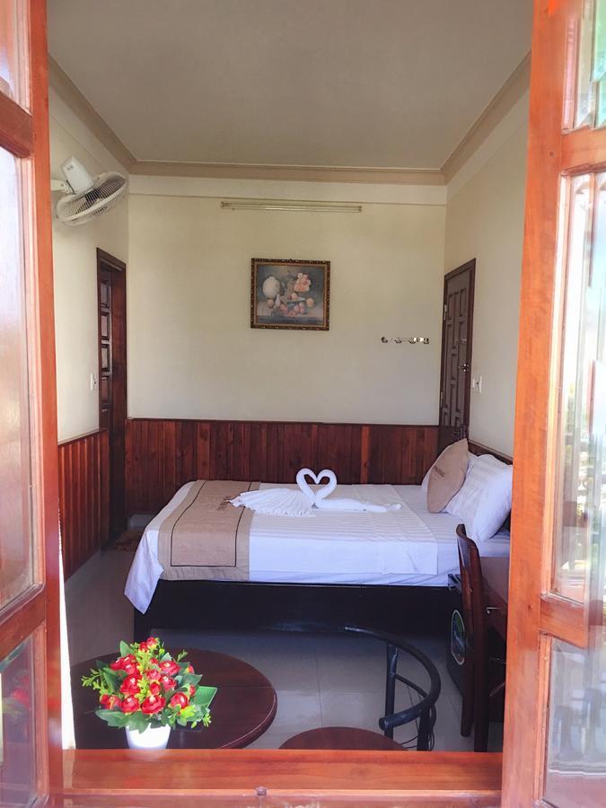 Nam Phuong Riverside Villa Hue Exterior foto